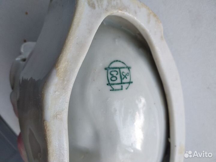 Фарфоровая статуэтка- германия