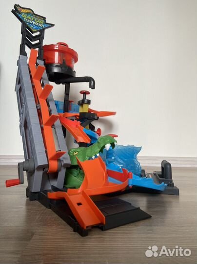 Трек автомойка hot wheels