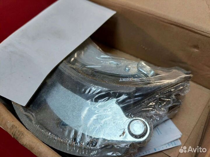 Задние колодки пежо 206 новые