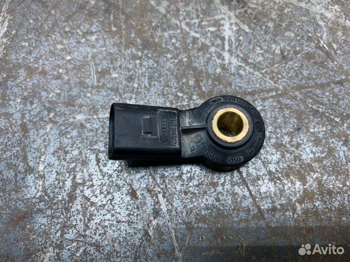 Датчик детонации Skoda Fabia универсал cgpa 2011