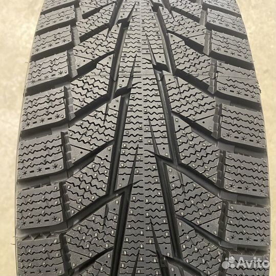 Hankook Winter I'Cept iZ 2 W616 225/55 R17 101T