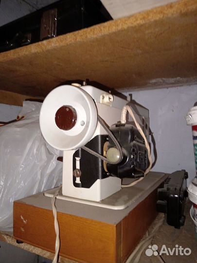 Швейная машинка