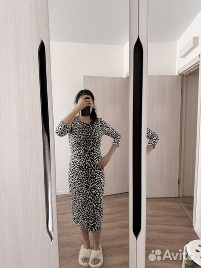 Платье женское 46 48