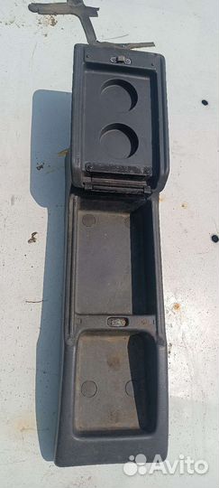 Подлокотник toyota Таун айс