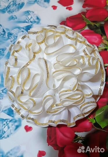 Белые банты ручной работы