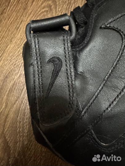 Nike air force 1 mid black