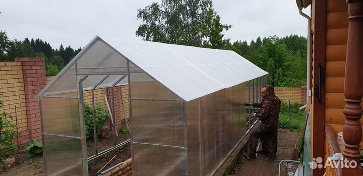 Теплицы Капелька Прямостенные Арочные Двойная дуга