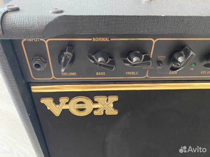 Ламповый Комбоусилитель Vox VR30R