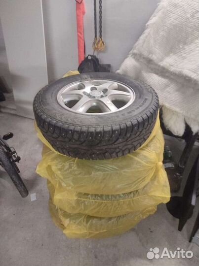 Nokian Tyres Nordman 5 SUV 215/70 R16