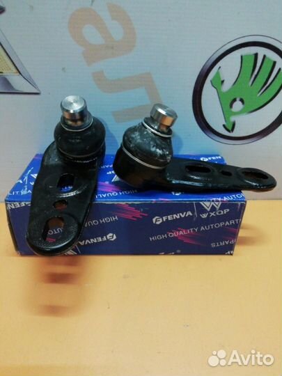Шаровые опоры новые Audi 80 b3 90 17мм 19мм