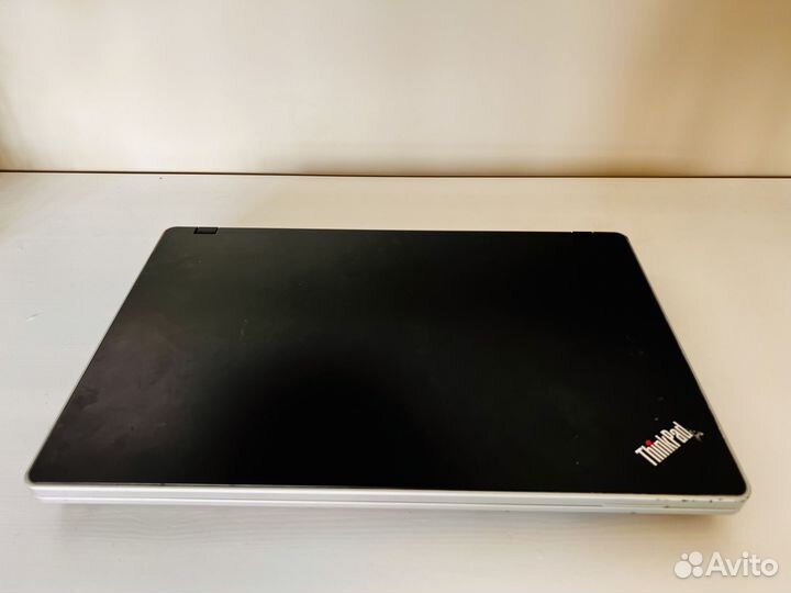Ноутбук Lenovo ThinkPad Edge 15 i3