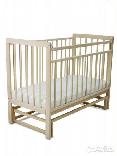 Детская кроватка с поперечным маятником