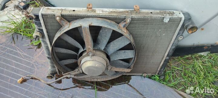 Радиатор охлаждения на Волгу