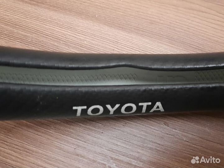 Оплëтка на руль Toyota чехол на руль 37-39 см