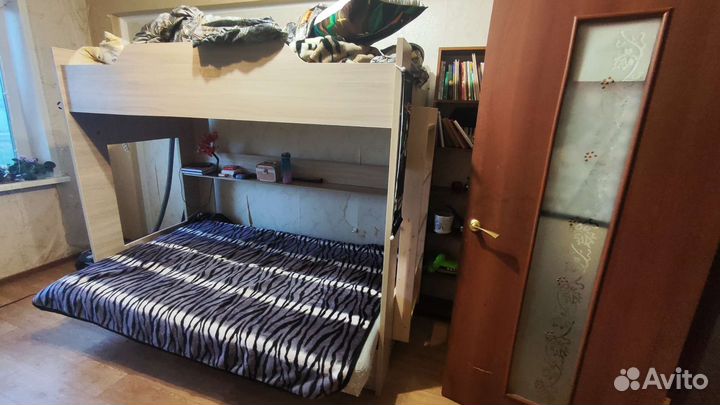 Двухъярусная кровать бу с матрасами