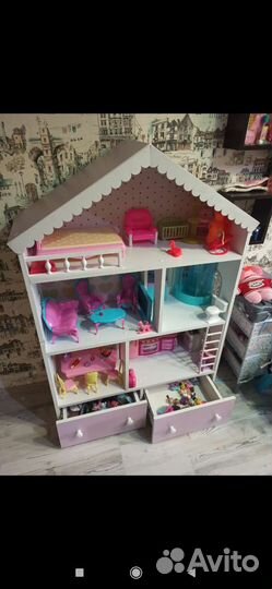 Кукольный домик с мебелью большой
