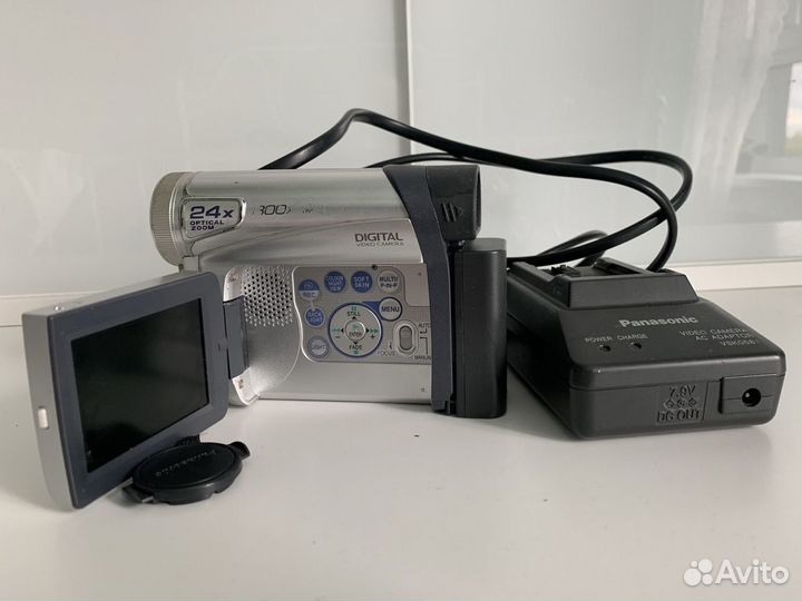 Видеокамера panasonic