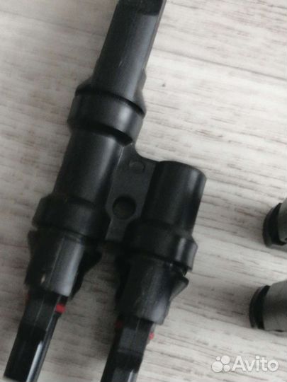 Соединительный адаптер солнечных панелей