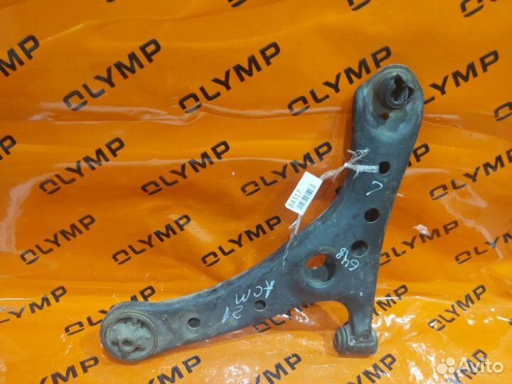 Рычаг передний левый Toyota Ipsum ACM21 2AZ-FE