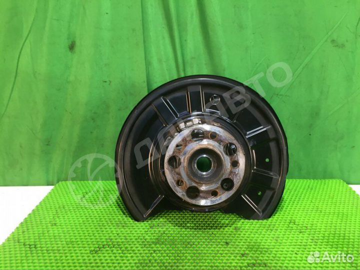 Цапфа (кулак) задняя левая Mercedes-Benz E W212