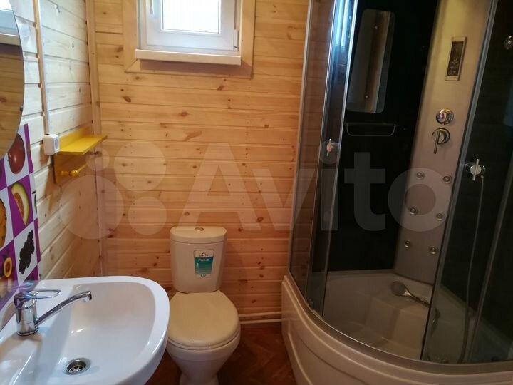 Коттедж 35 м² на участке 5 сот.