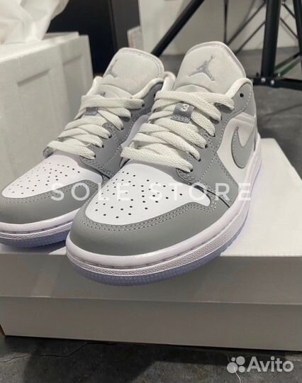 Кроссовки Air Jordan 1 low Wolf Grey