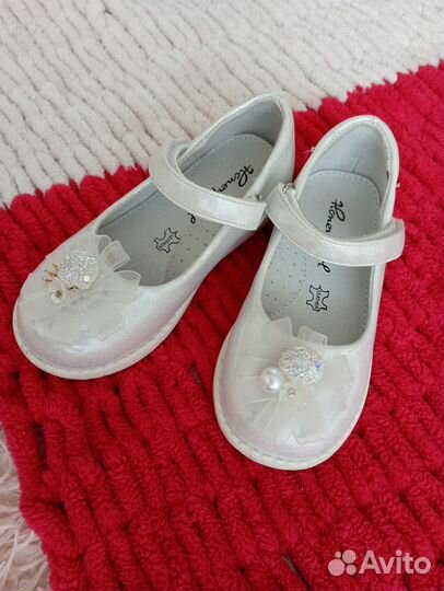 Туфли для девочки 24 размер