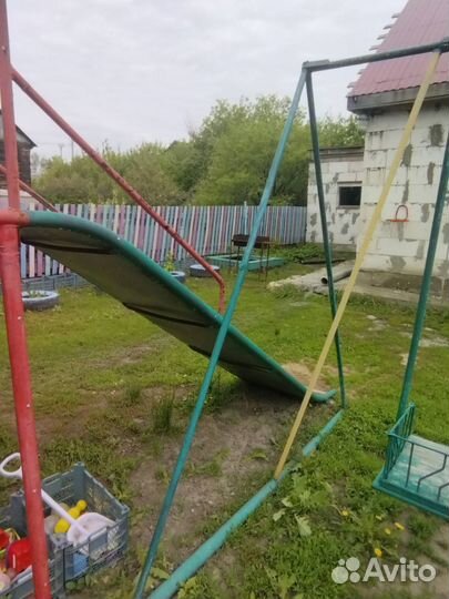 Детская горка уличная