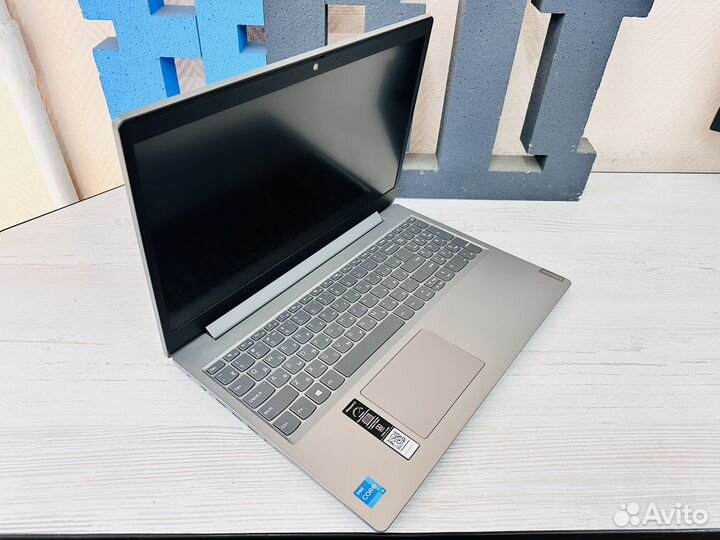 Новый нoутбук соrе i3-1115g4 IPS