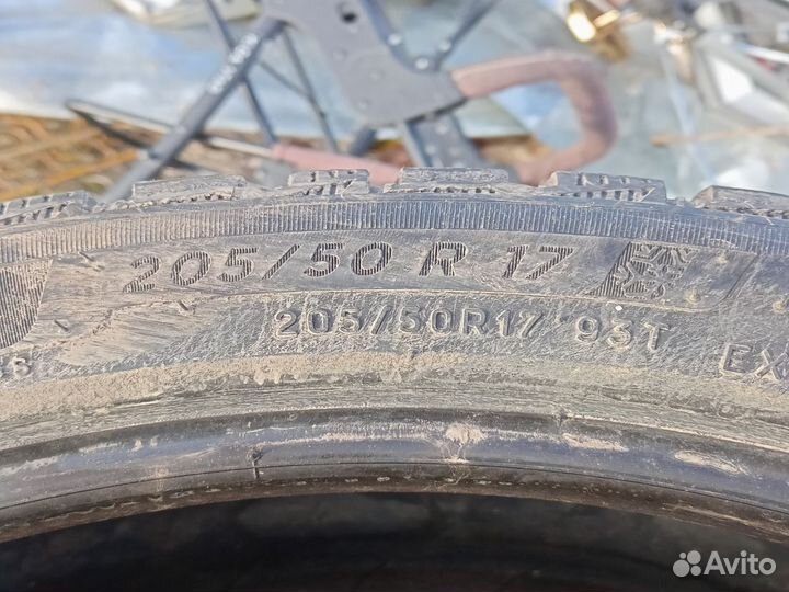 Michelin X-ICE NORTH 4 SUV ZP 205/50 R17 62ZR