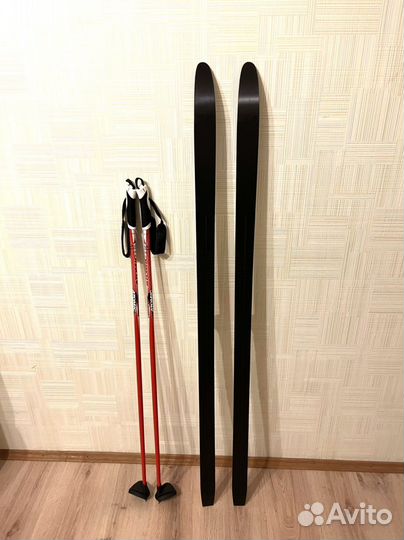 Лыжи детские беговые + палки