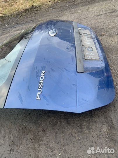 Крышка багажника под ремонт Ford Fusion