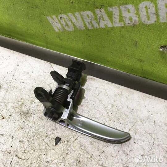 Ручка двери внутренняя правая Мазда 6