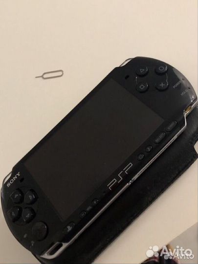 Sony psp 3008 новая +игры