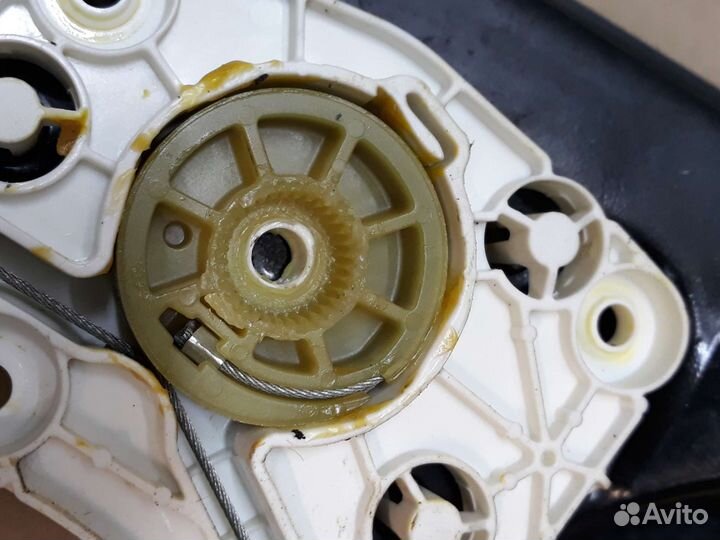 Е71 Бмв х6 стеклоподъемник задний правый Bmw X6