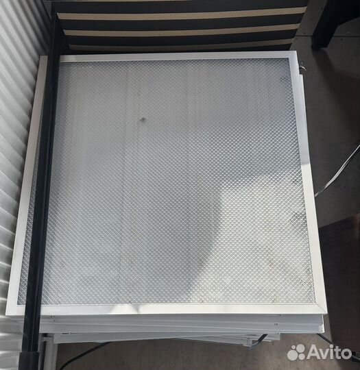 Потрлочные светильники