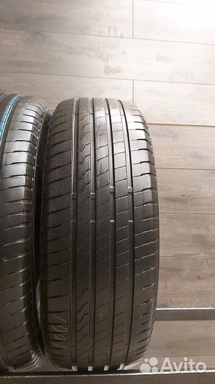 Firestone Roadhawk 215/65 R16 98H