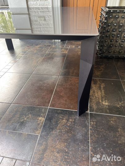 Стол обеденный Италия