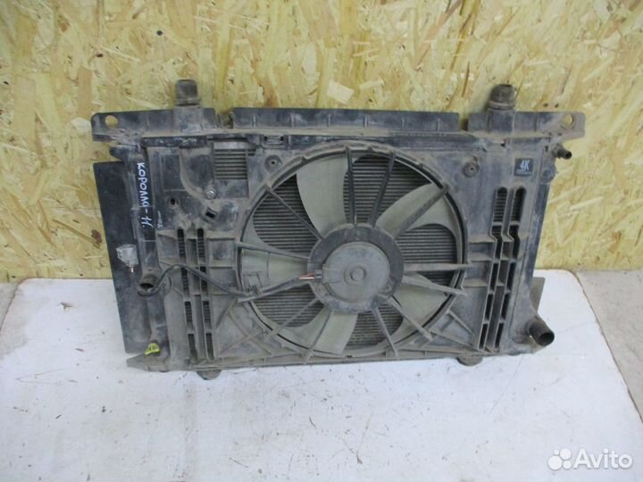 Радиатор охлаждения двигателя Тойота Королла 150