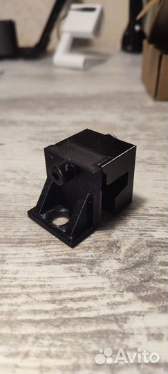 Кронштейн порога кузова Astra\Corsa\Insignia