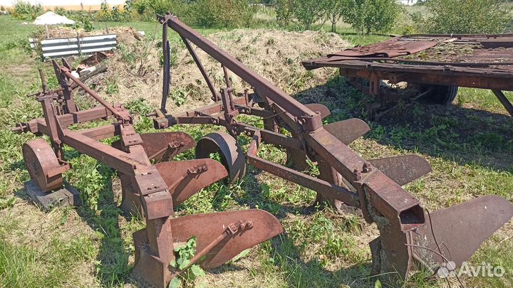Плуг Оршаагропроммаш 4 корп. (ПОПГ-4-40), 1995