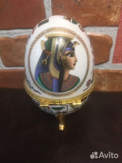 Шкатулка яйцо из Египта