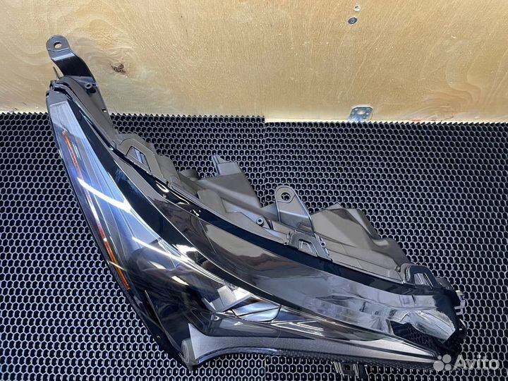 Правая фара Lexus NX рестайлинг