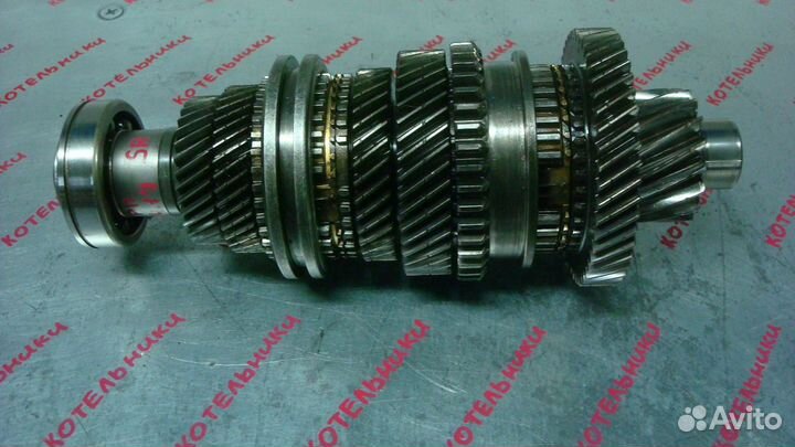 Nissan 32241-50J06 Вторичный вал в сборе