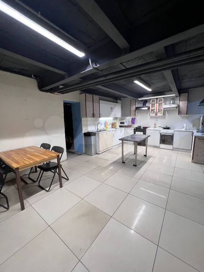 Комната 20 м², 1/4 эт.