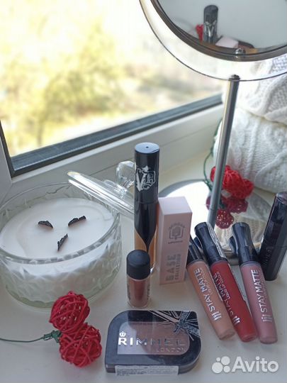 Набор декоративной косметики пакетом
