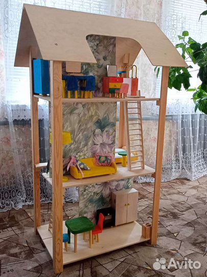 Домик для кукол
