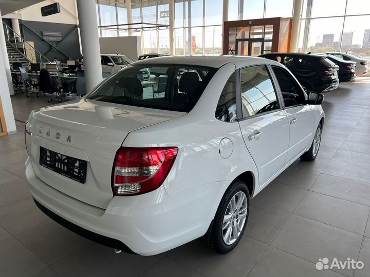 LADA Granta 1.6 AT, 2024