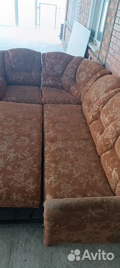 Угловой диван