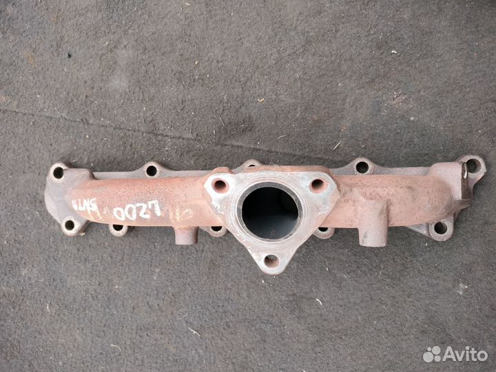 Коллектор выпускной mitsubishi L200 2010г